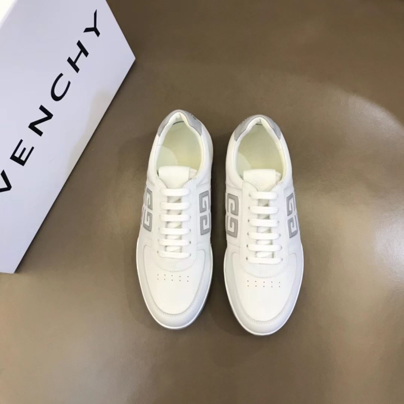 Givenchy Sneakers